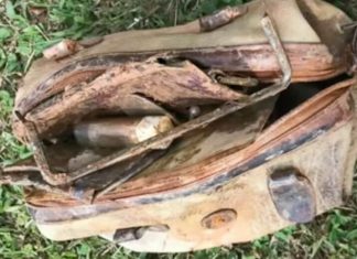 古いバッグを釣り上げて中身を見た少年が警察に通報したワケとは?