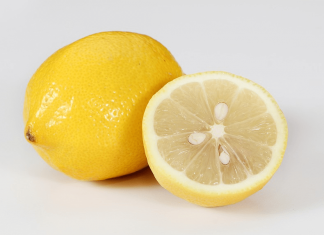 Ecco perché tutti congelano i limoni dopo averli comprati! I limoni congelati sono fantastici! CiboEcco perché tutti congelano i limoni dopo averli comprati