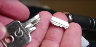 Não chame o chaveiro! Veja como retirar uma chave que quebrou dentro de um cadeado