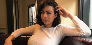 Husband receives photo from his wife, then immediately wants a divorce